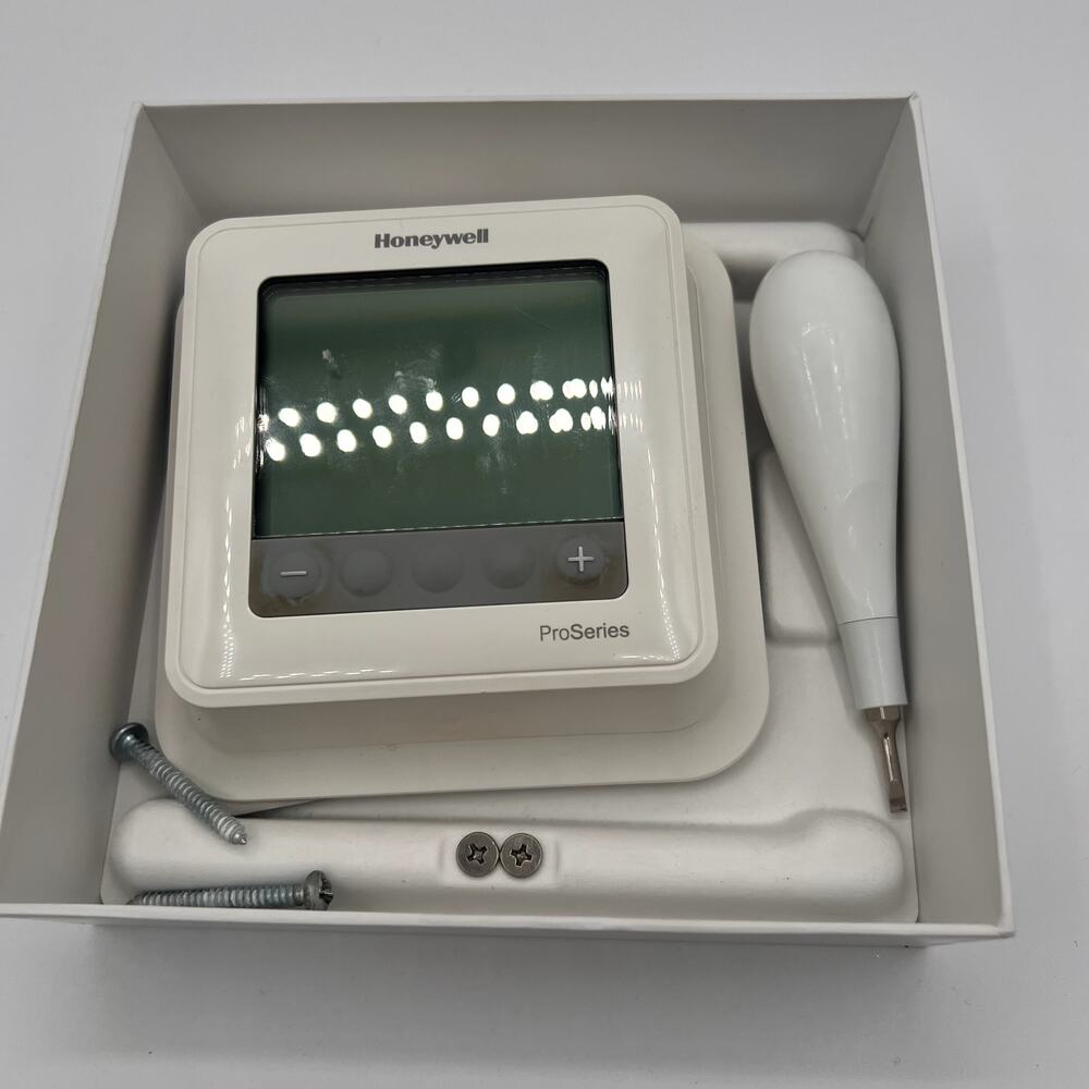 HONEYWELL Pro Series Programmable Thermostat with Wall Plate & Hardware-Used
